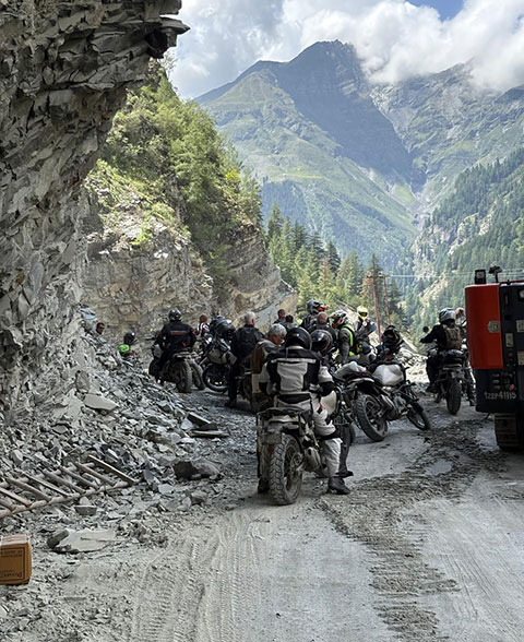Cliffhanger Himalayan Moto Tour
