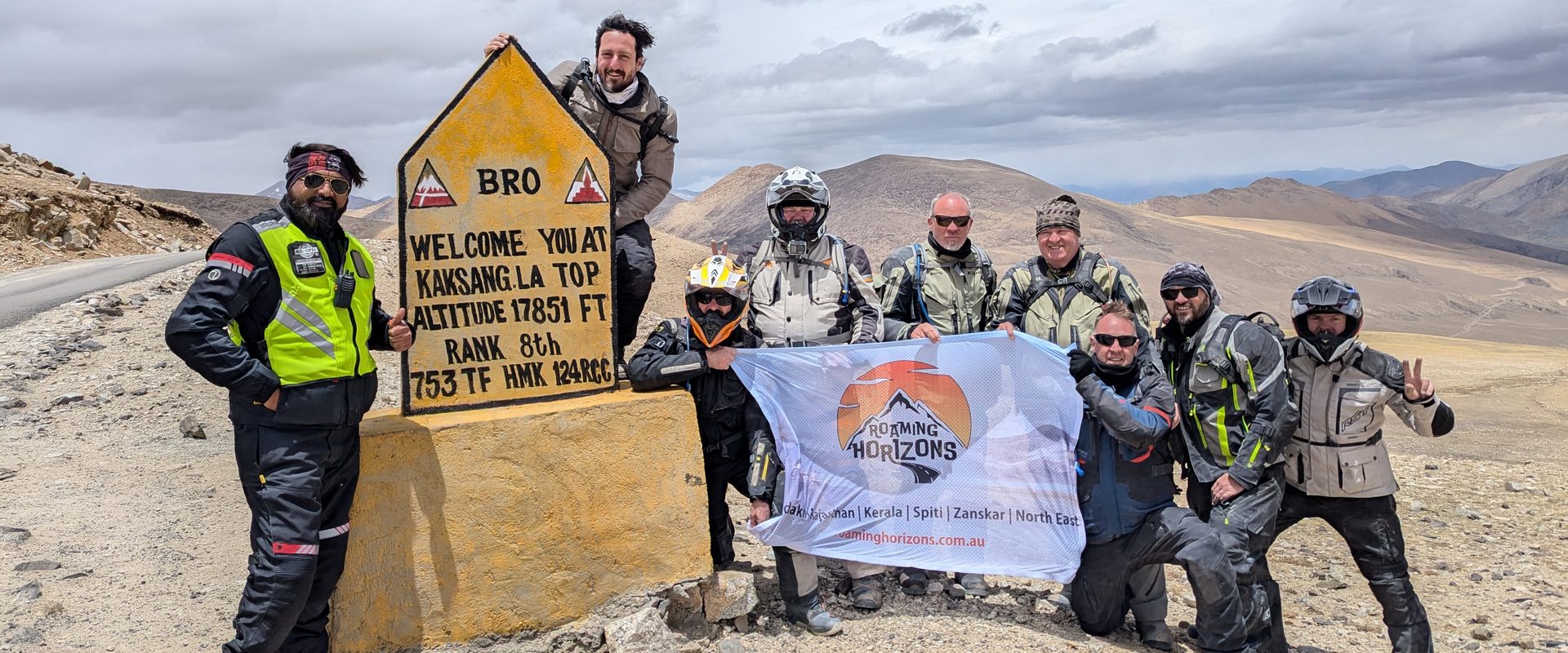 Roaming Horizons group at Kaksang La, 17851 ft